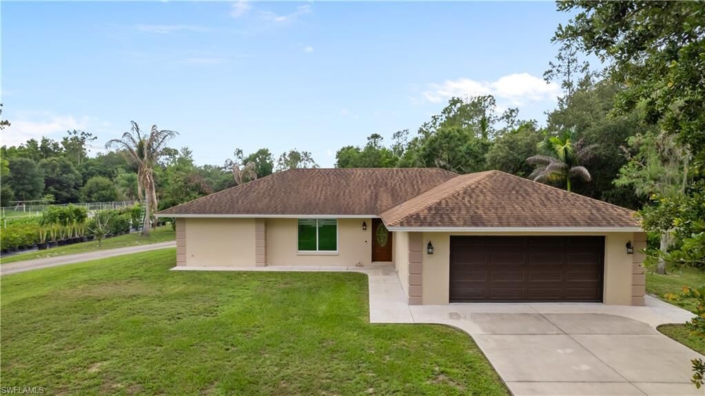 Property Photo: 3760 Golden Gate Blvd E FL 34120