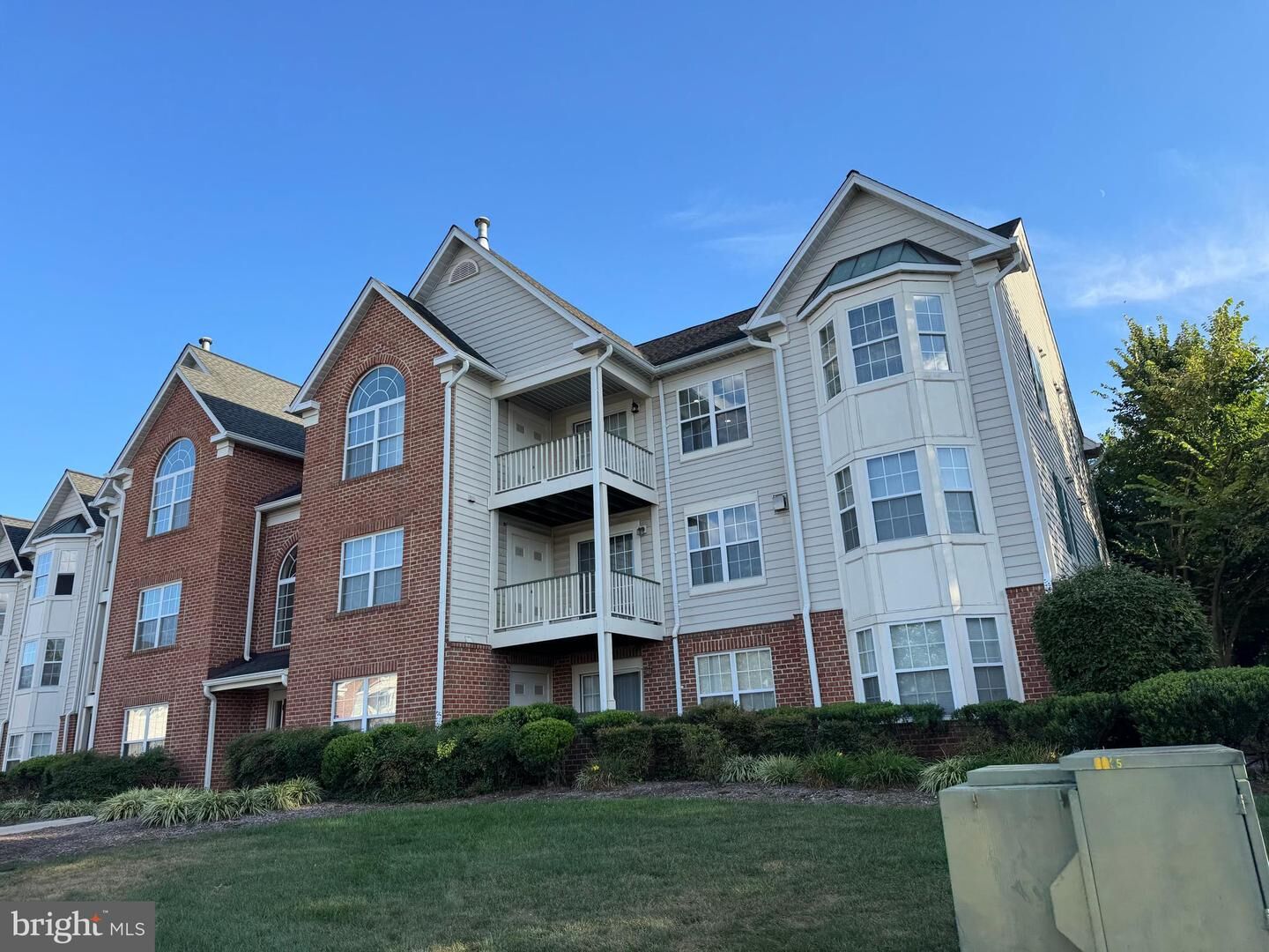 Property Photo:  6900 Saint Ignatius Drive 0304  MD 20744 
