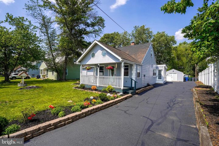 Property Photo: 2621 Old Welsh Road PA 19090