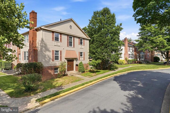 Property Photo: 8031 Sleepy View Lane VA 22153