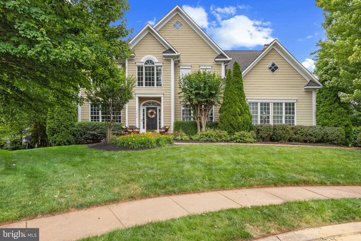 Property Photo:  15006 Ransom Oaks Court  VA 20155 