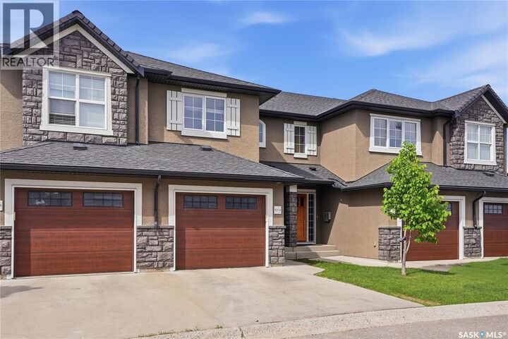 Property Photo: 514 2012 Pohorecky Crescent SK S7W 0V4