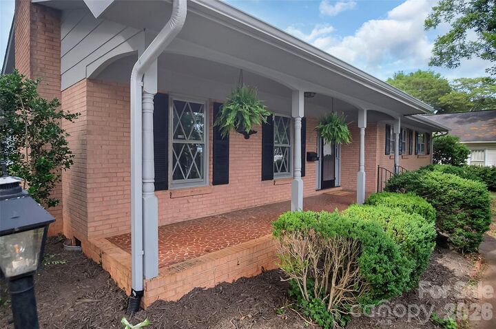 Property Photo:  327 Arlington Street  NC 28043 