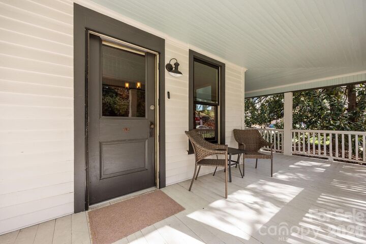 Property Photo:  615 Rose Hill Road  NC 28803 