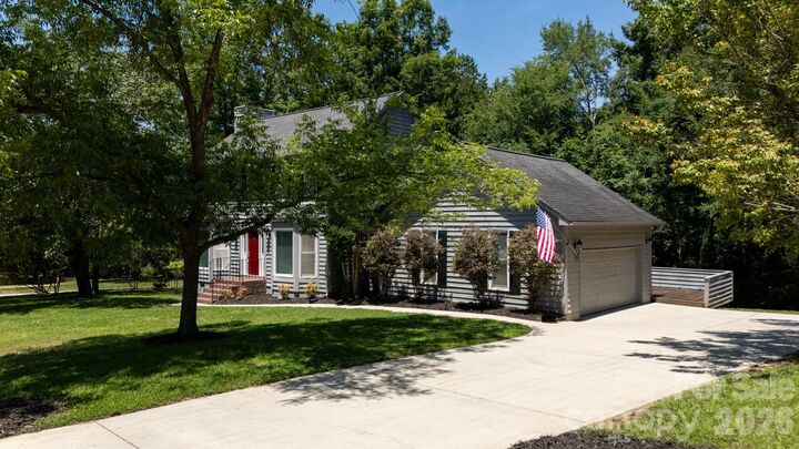 Property Photo:  25012 Molokai Drive  SC 29708 