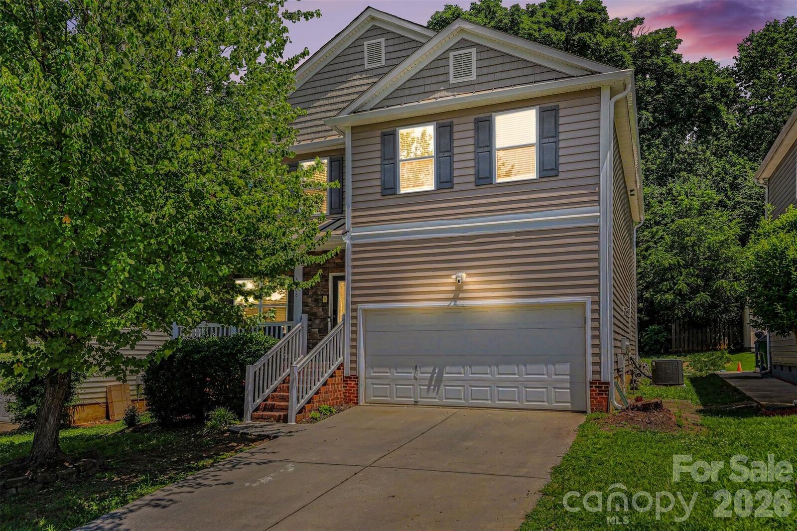Property Photo:  6908 Centerline Drive  NC 28278 
