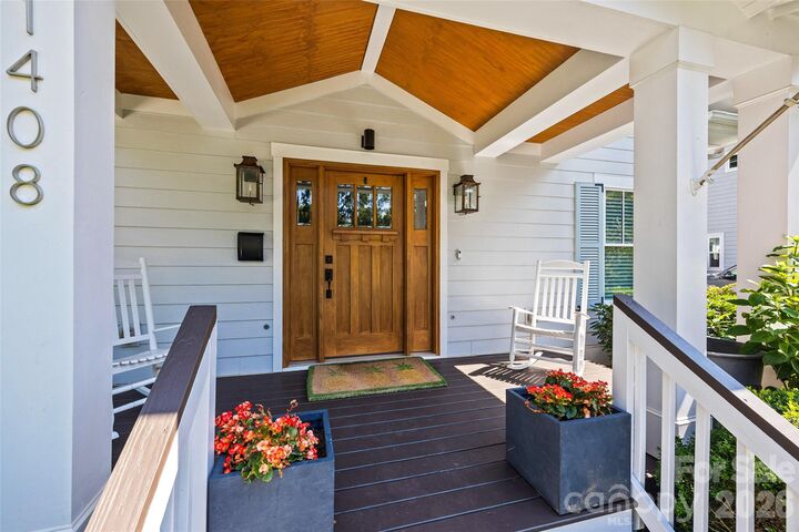 Property Photo:  1408 Cortland Road W  NC 28209 