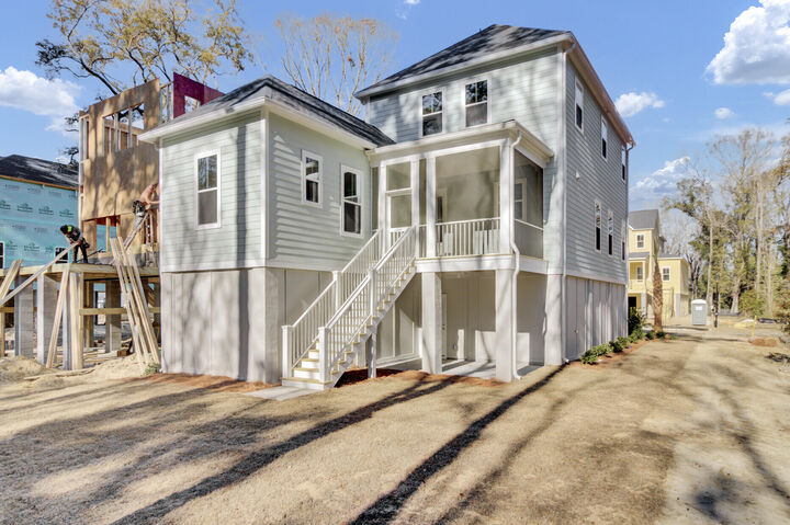 Property Photo:  614 Du Bois Drive  SC 29455 