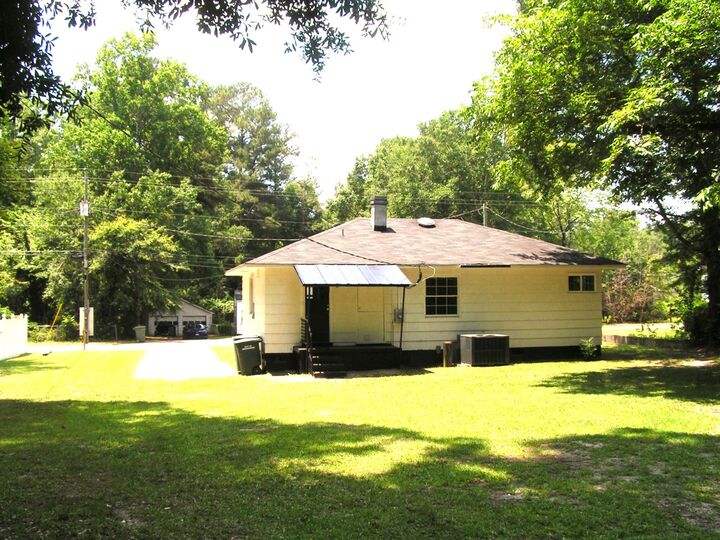 Property Photo: 1530 Central Street SC 29115