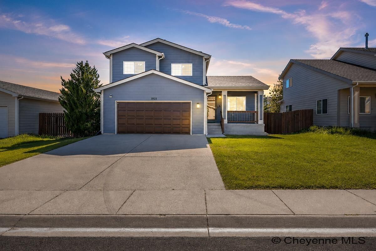 Property Photo:  1921 Appaloosa Dr  WY 82001 