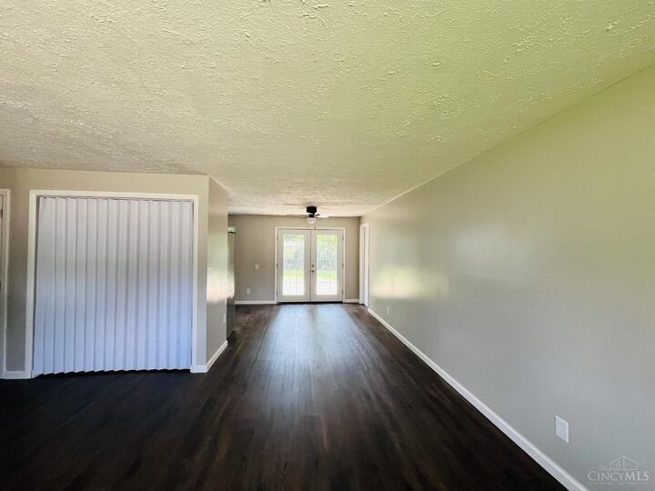 Property Photo: 287 Shaker Court OH 45238