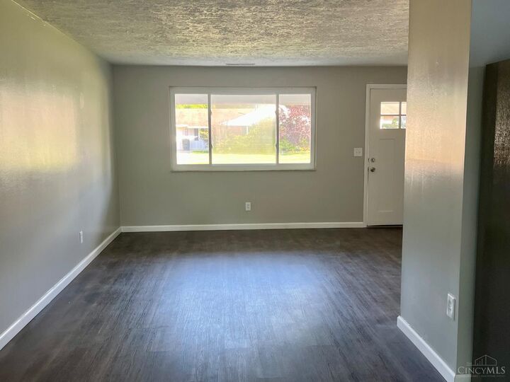 Property Photo:  287 Shaker Court  OH 45238 
