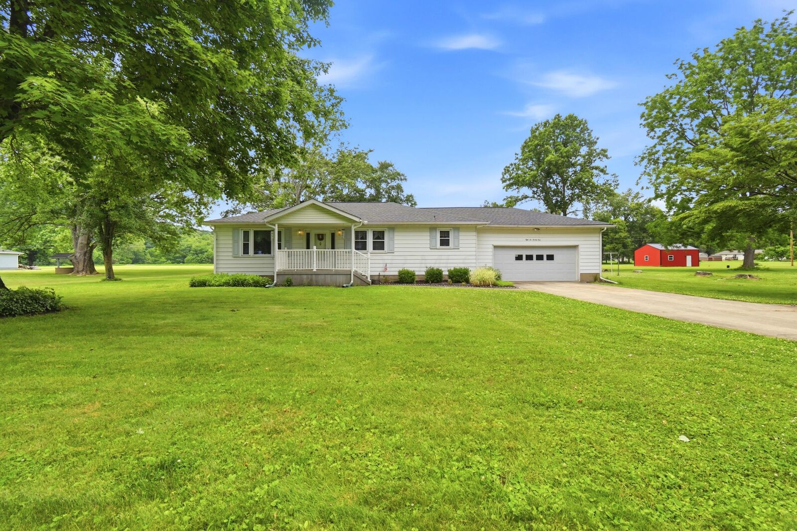 Property Photo: 5621 Mason SE Drive OH 43130