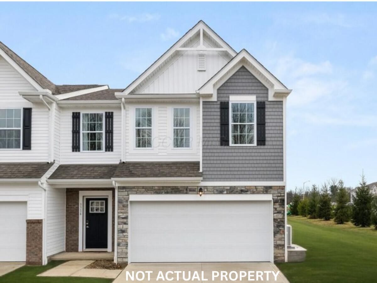 Property Photo: 3269 Sunmark Avenue OH 43232