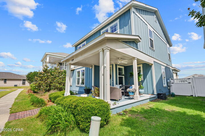 Property Photo: 1224 Finch Street FL 32405