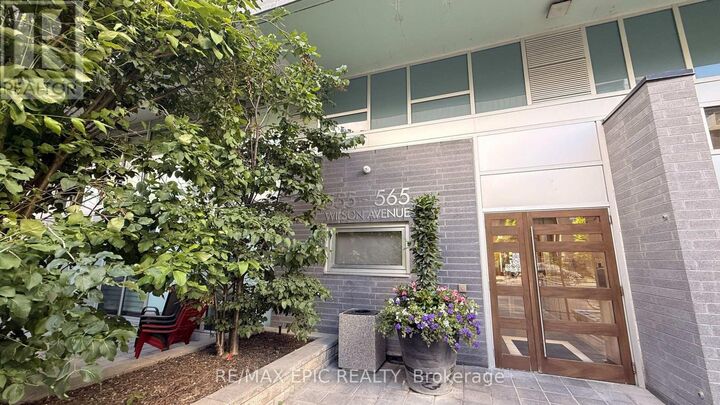 Property Photo:  555 Wilson Avenue 906E  ON M3H 0C5 