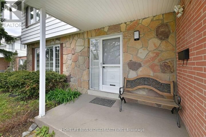 Property Photo: 55 Henderson Avenue ON L3T 2K6