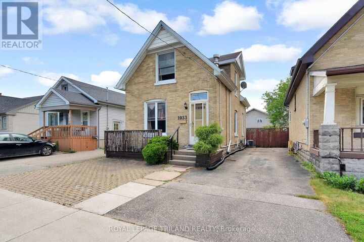 Property Photo:  1033 Trafalgar Street  ON N5Z 1G5 