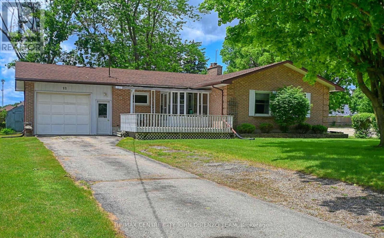 Property Photo:  22 Caverly Road  ON N5H 2P4 
