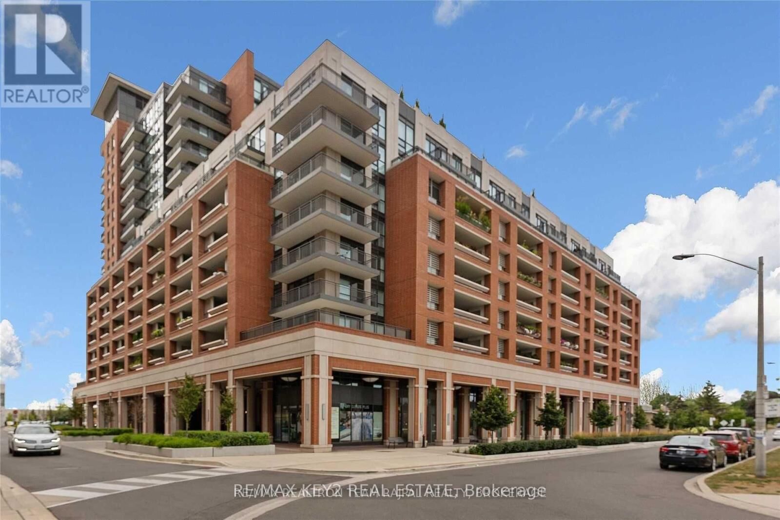 Property Photo:  3091 Dufferin Street 638  ON M6A 2S7 
