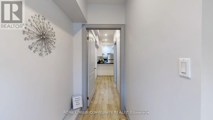 Property Photo: 586 Parliament Street C ON M4X 1P8