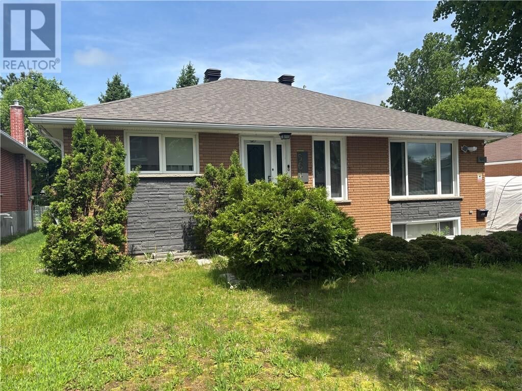 Property Photo: 561 Burton Avenue ON P3C 4K8