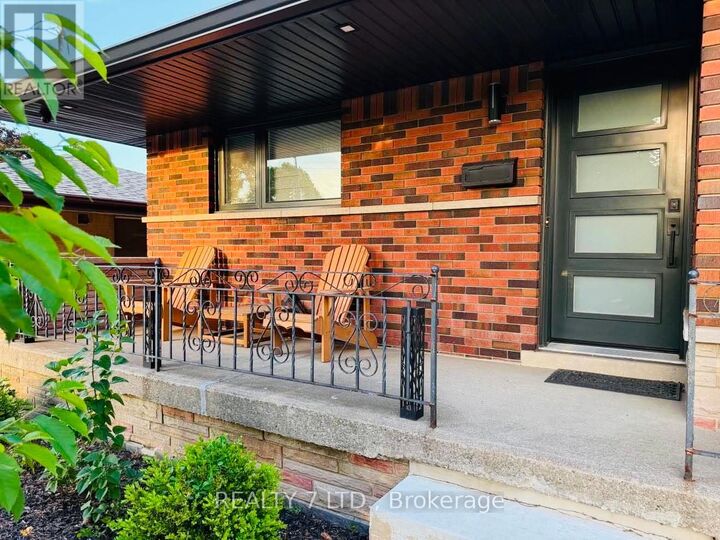 Property Photo: 139 Sunrise Drive ON L8K 4C7