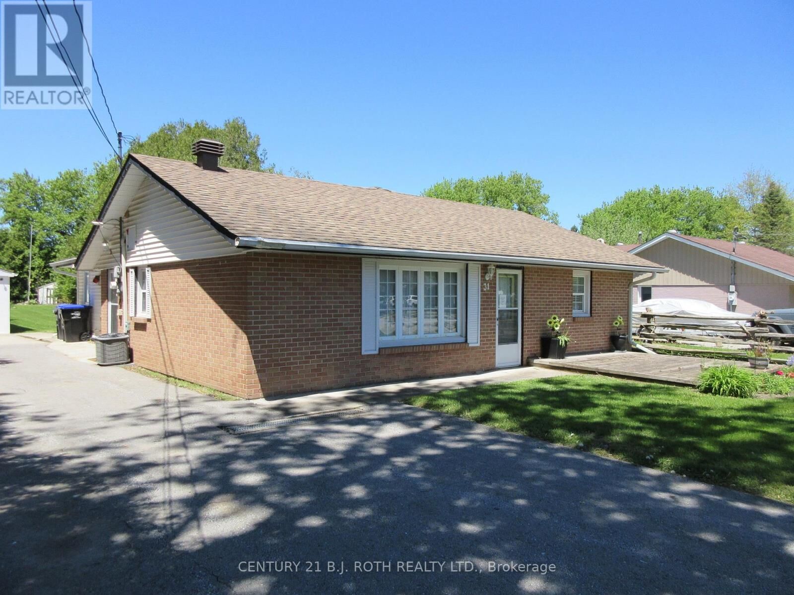 Property Photo: 31 River Drive ON L3W 0G8