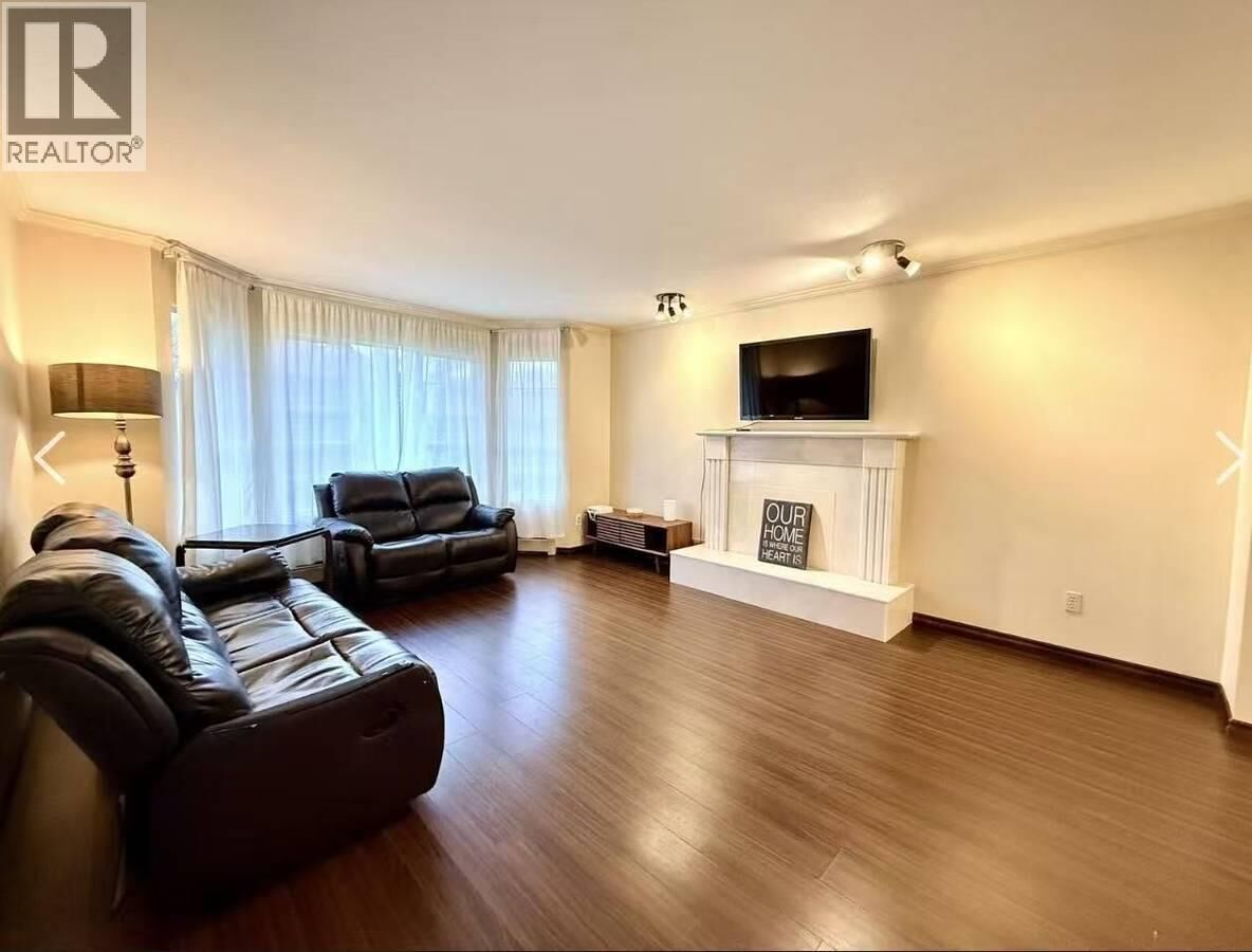 Property Photo:  7xx West 69th Ave Avenue  BC V6P 2W3 