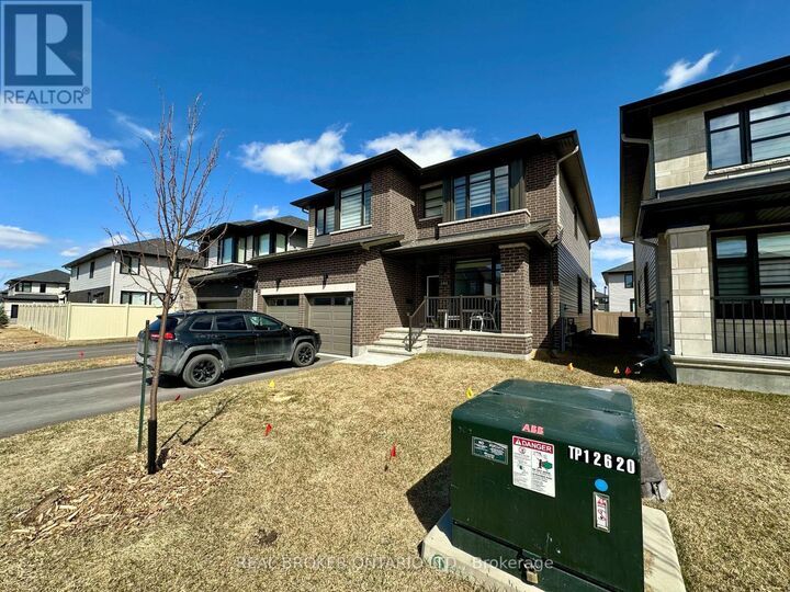Property Photo: 646 Gendarme Circle ON K1W 0R5