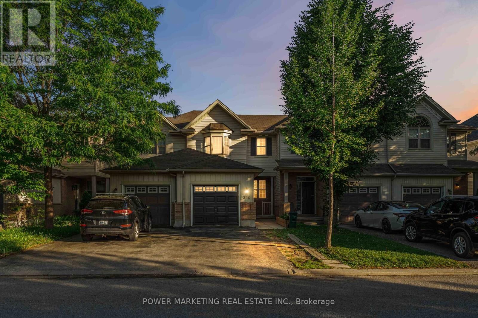 Property Photo:  326 Applecross Crescent  ON K2K 0C4 