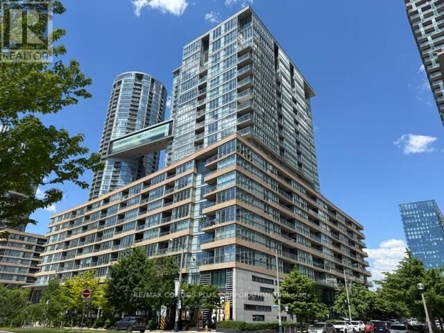 Property Photo:  10 Capreol Court 1702  ON M5V 4B3 