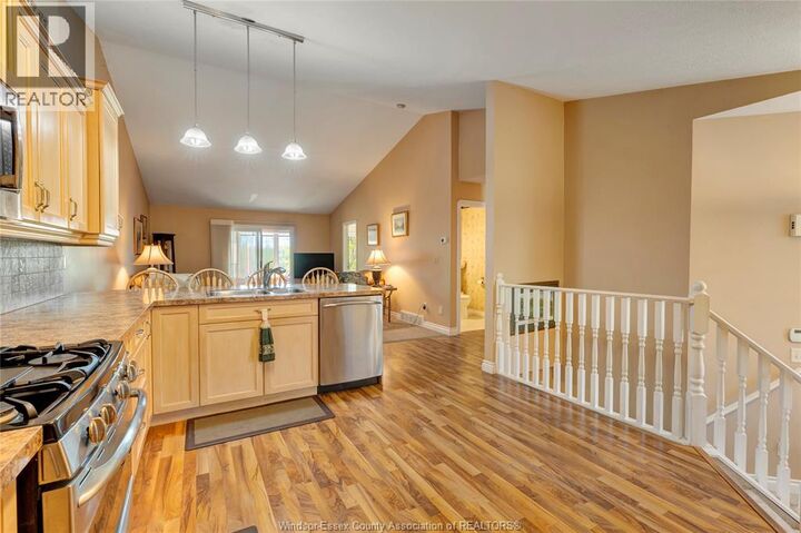 Property Photo: 58 Queen's Hill ON N8H 5M5