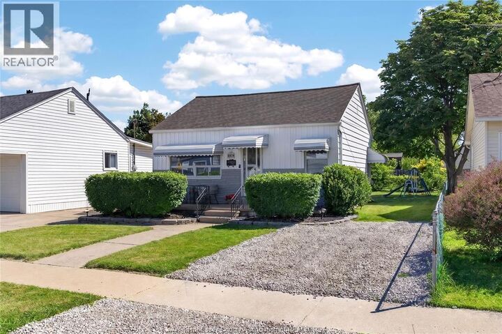 Property Photo:  2276 Marentette  ON N9E 2C5 