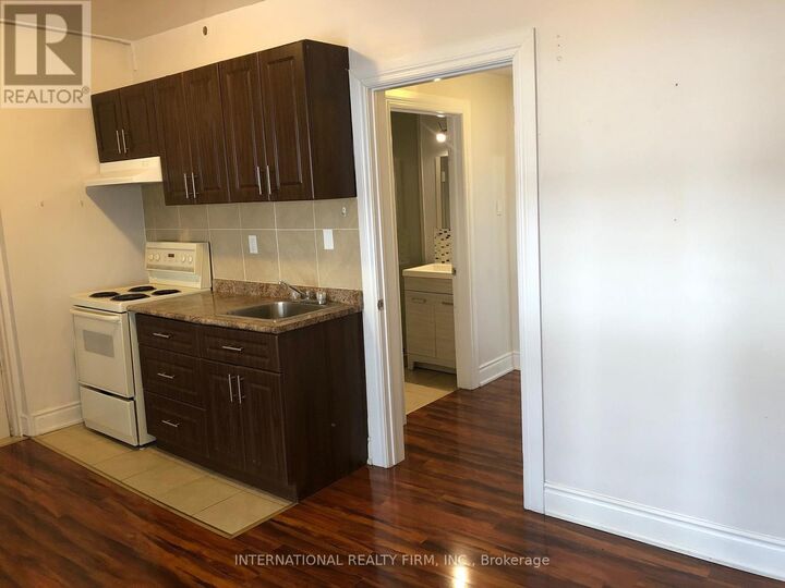 Property Photo:  197 Dundas Street East 1A  ON M5A 1Z4 
