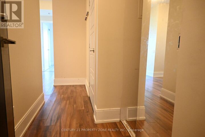 Property Photo:  15 Viking Lane 309  ON M9B 0A1 