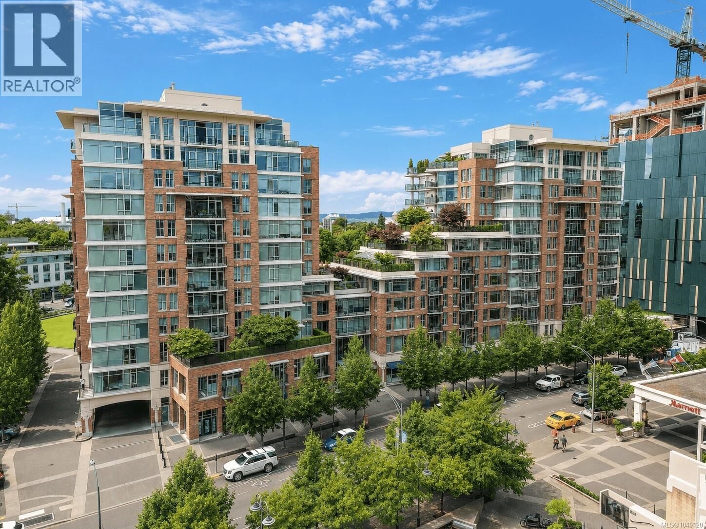 Property Photo: 737 Humboldt Street S204 BC V8W 1B1