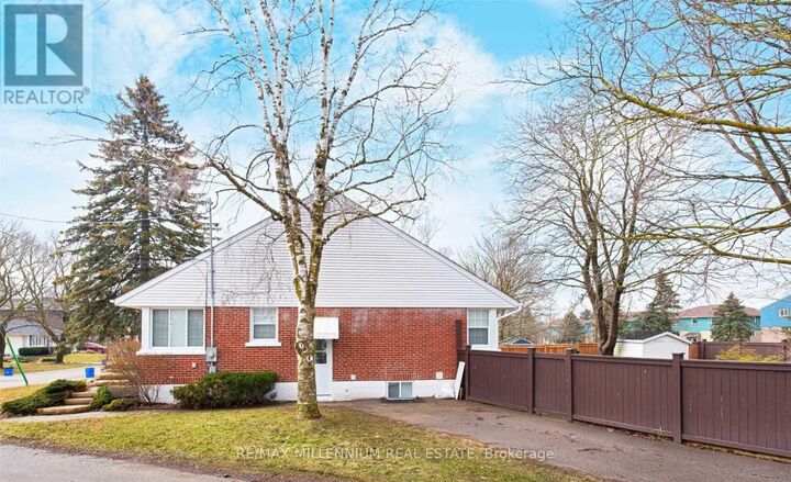 Property Photo: 147 Burkholder Street Lower ON L4A 4J5