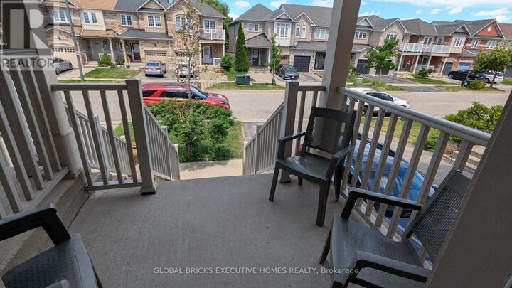 Property Photo:  1218 Lamont Crescent  ON L9T 6W5 