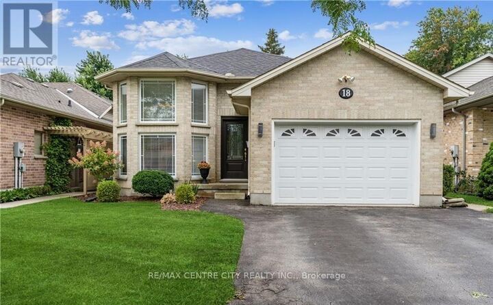 Property Photo:  18 Kennedy Place  ON N5V 4W1 