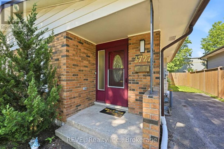 Property Photo:  3727 Orlando Drive  ON L2J 4B5 