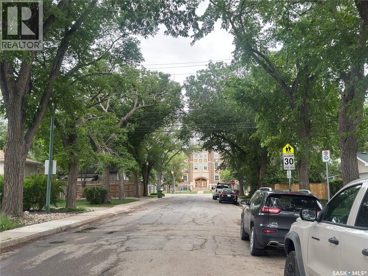 Property Photo: 2344 Toronto Street SK S4P 1N6