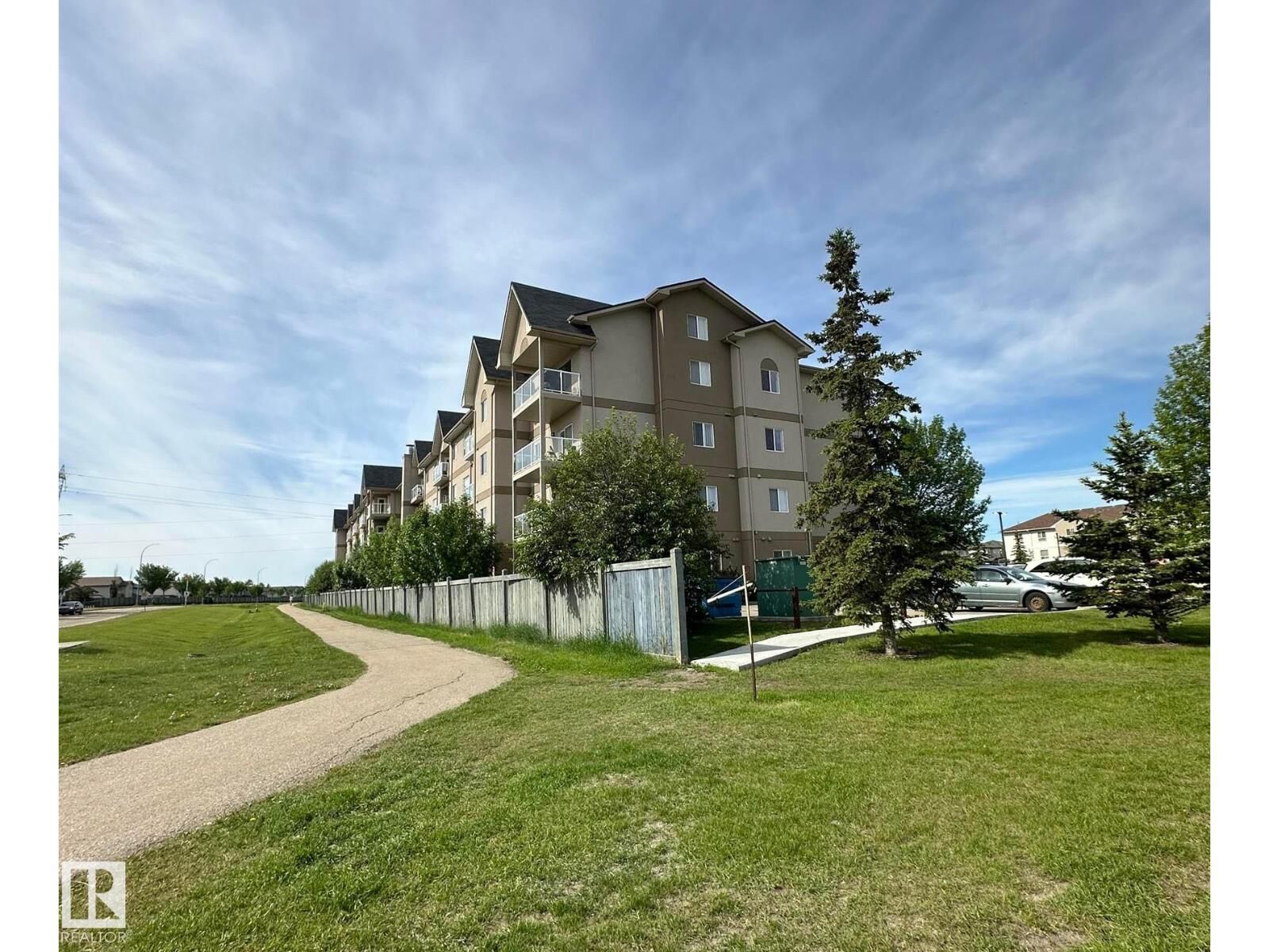 Property Photo: #116 5005 165 Av NW AB T5Y 0L8
