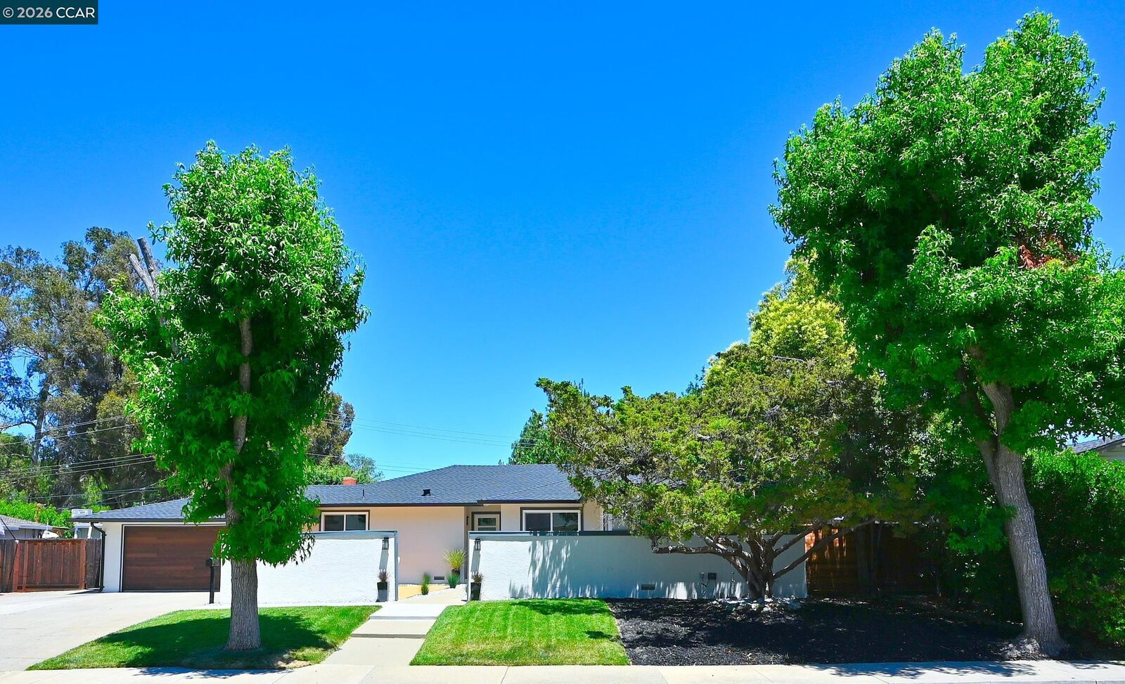 Property Photo: 846 Savannah Cir CA 94598