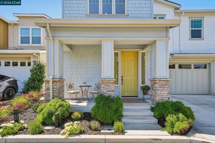 Property Photo: 2055 Rovello Loop CA 94550