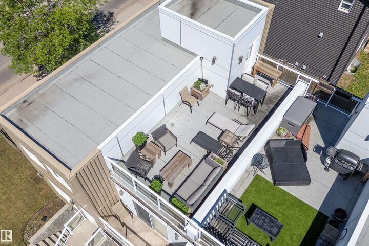 14832 103 Ave NW — photo 1