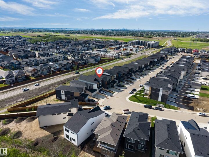 Property Photo:  460 33 Street SW  AB T6X 1A7 