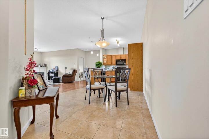 Property Photo: 2503 Hanna Crescent NW 133 AB T6R 0H1