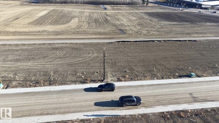 Property Photo:  18635 130 St NW  AB T6V 0N3 