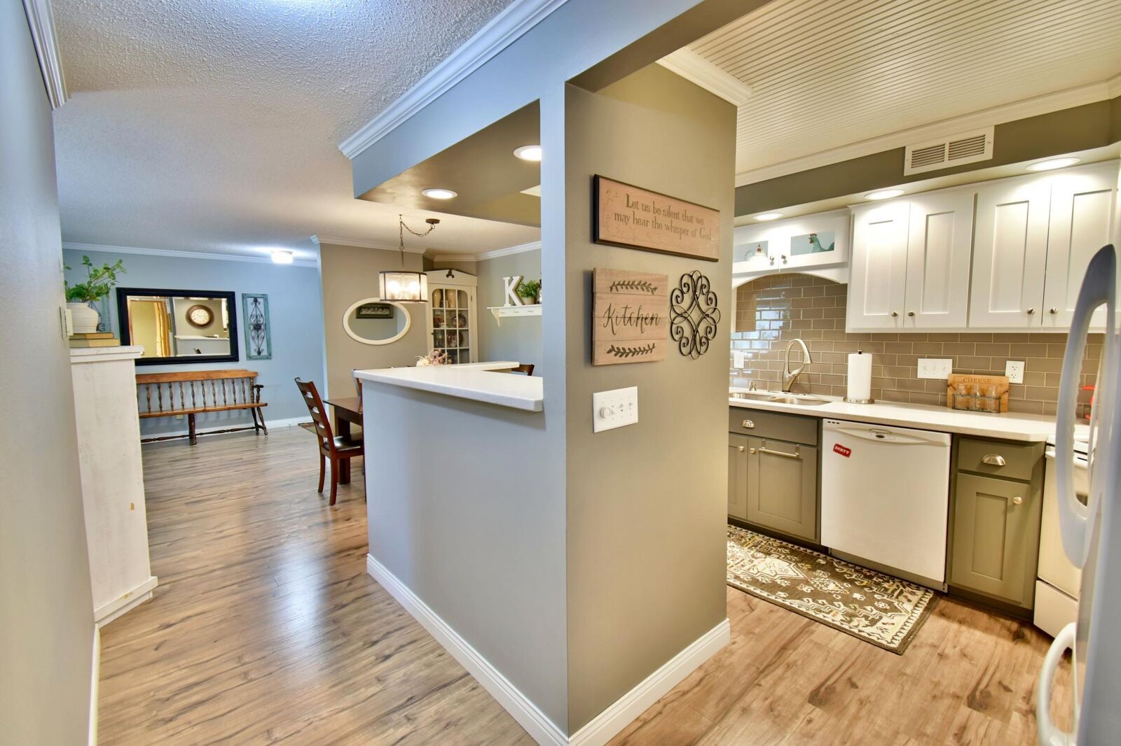 Property Photo:  520 5th Street SW  MN 56201 